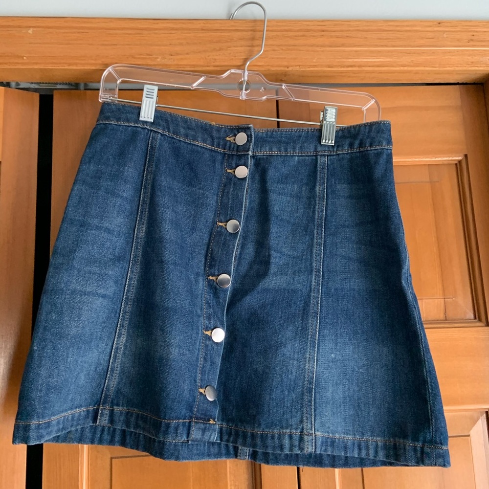 denim skirt